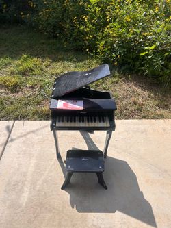 Hape Kids Toy Grand Piano with Bench