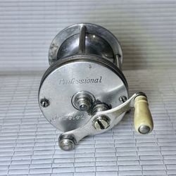 F135- Vintage Professional Jeweled Fishing Reel Chrome-Plated Brass Steel Pivots