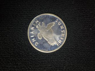 1 troy ounce Sunshine Minting silver round