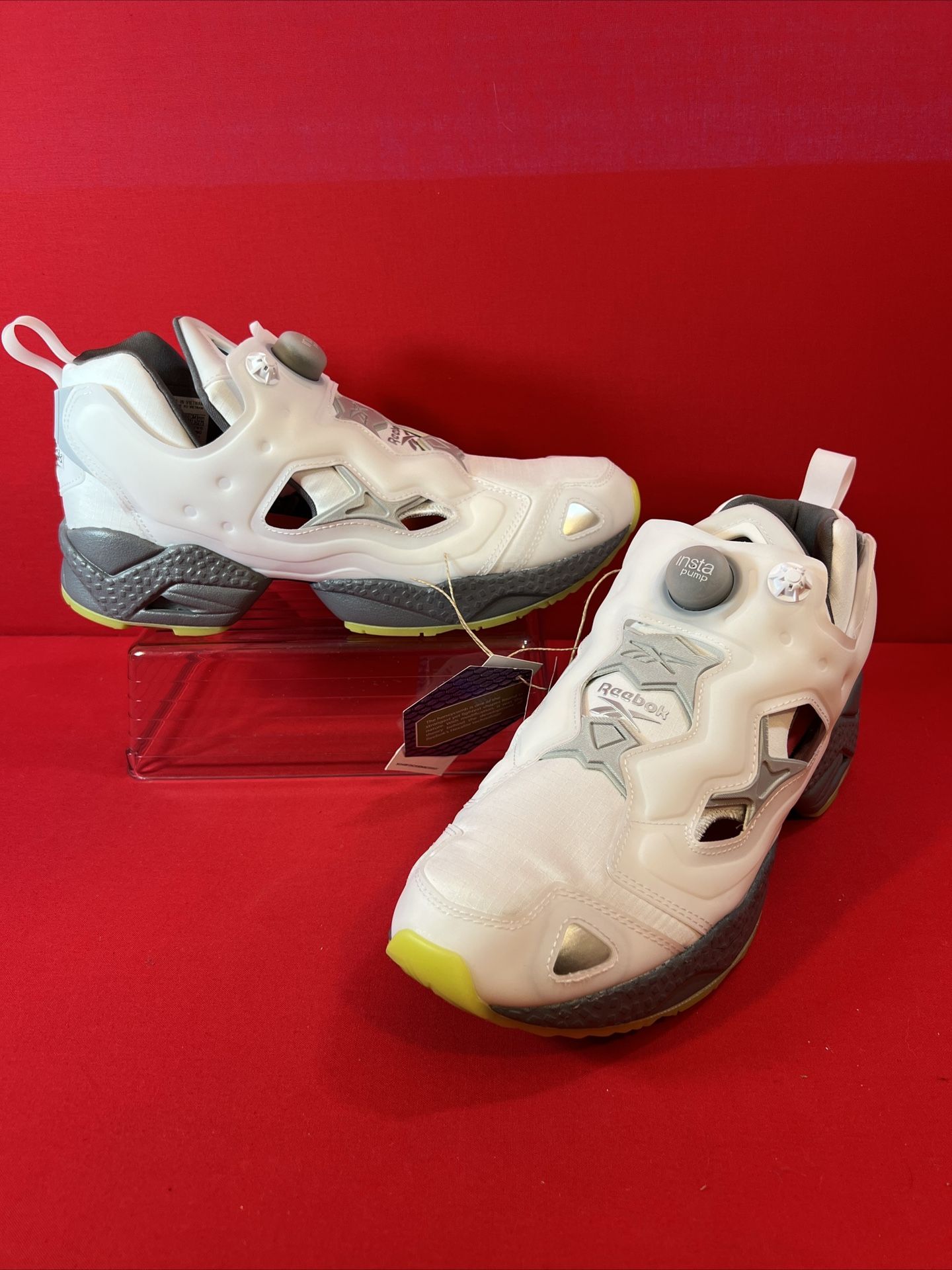 Reebok Men's Instapump Fury 95 White/Gray GZ1615. Multiple Sizes Available GLOW IN DARK SOLE