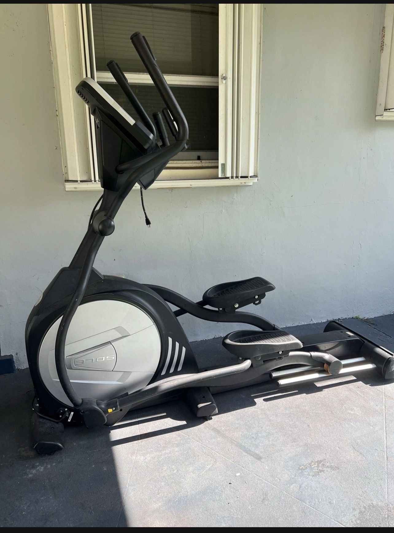 Elliptical Exercise Machine Stepper