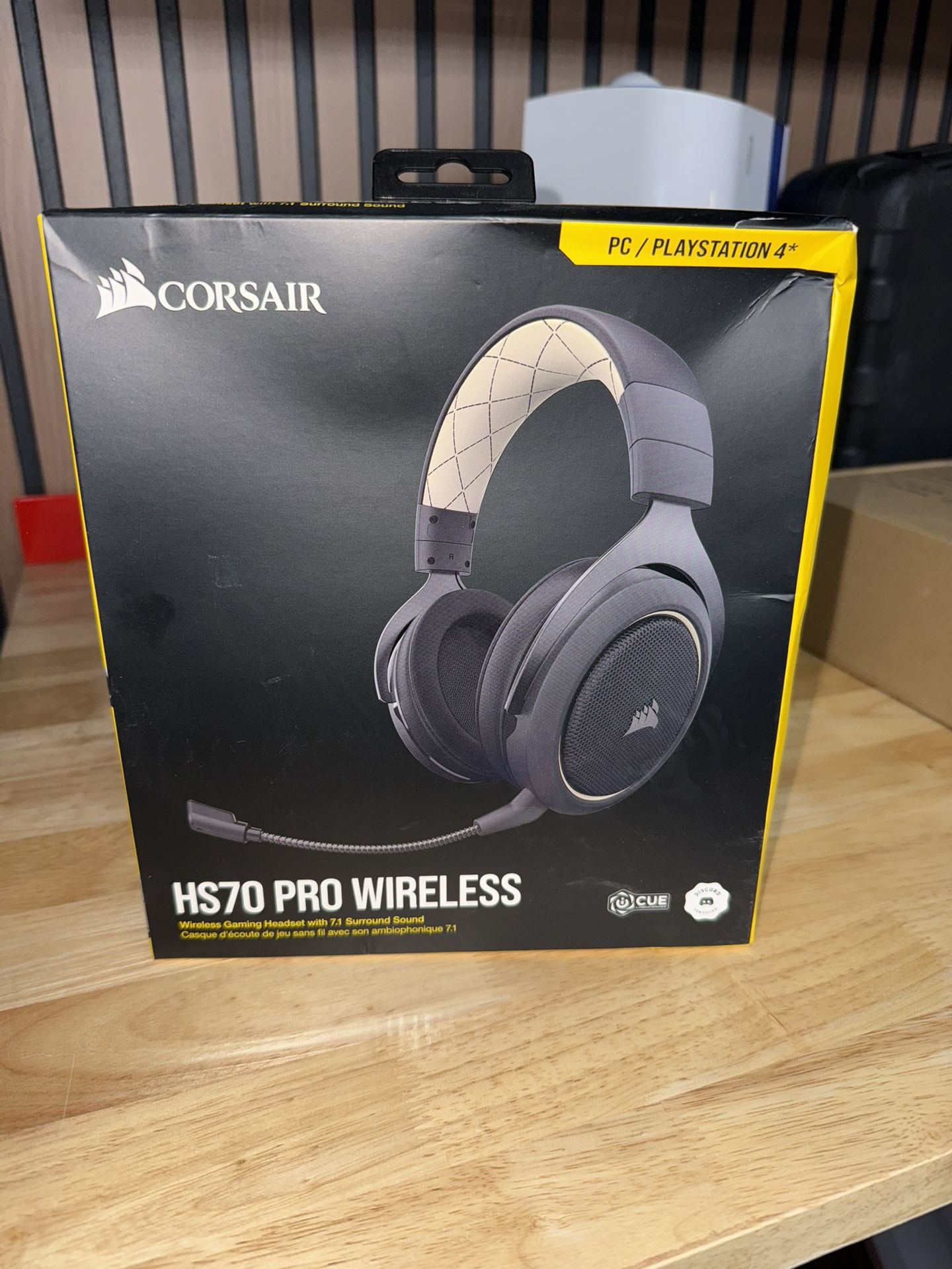Corsair HS70 Pro Wireless