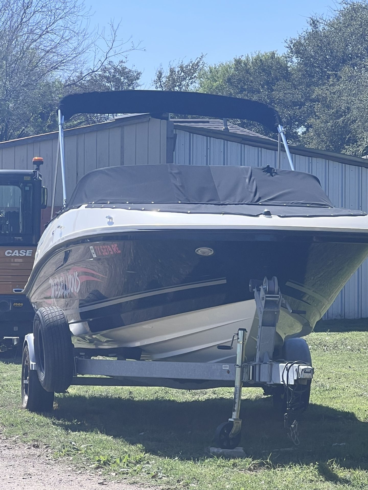 2017 Bayliner VR5 In Board 