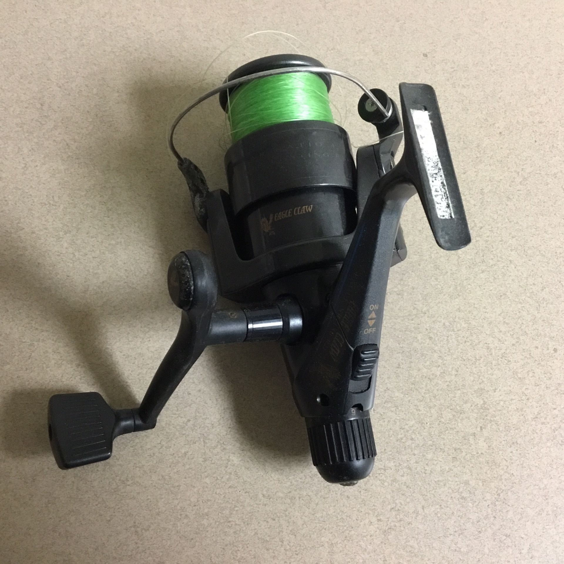 Fishing reel