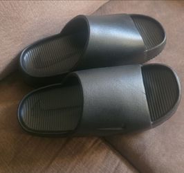 Nike calm slides