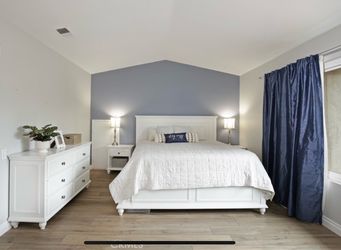 White California King 4-Piece Bed Set - Platform Bad, Two (2) Nightstands, & 5- Drawer Tall Dresser
