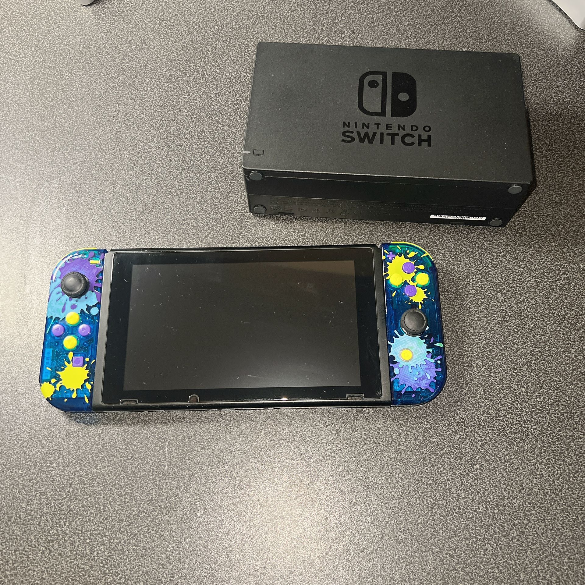 V1 Nintendo Switch Bundle 1tb SD