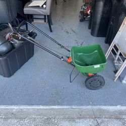 Turf Builder Edgeguard 