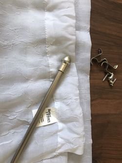 Curtain rod