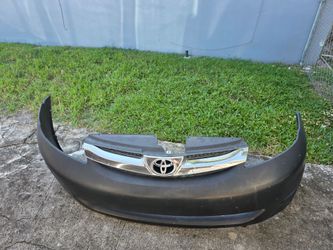 Toyota sienna front bumper