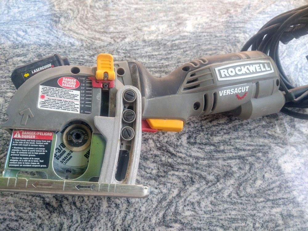 Rockwell Versacut 4.0 Amp Ultra-Compact Circular Saw with Laser
