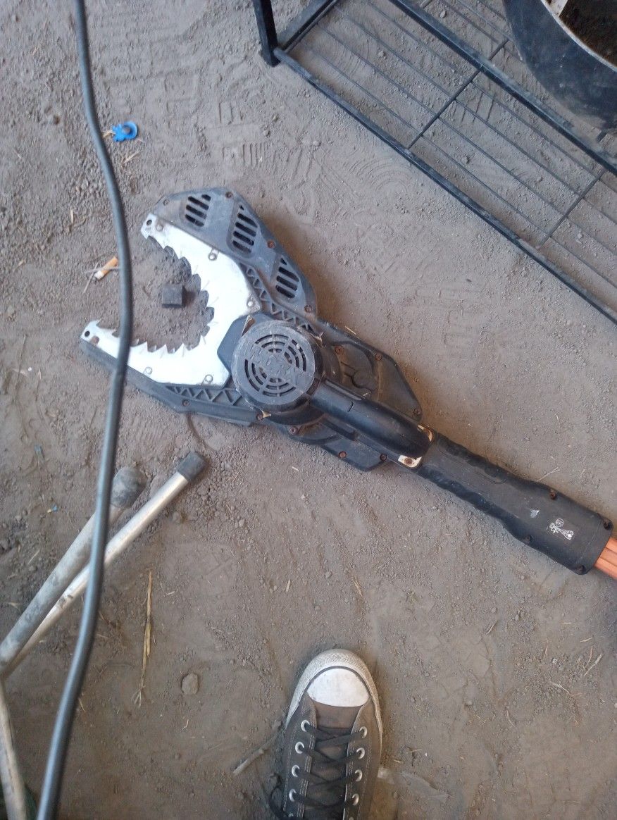 Jawsaw.