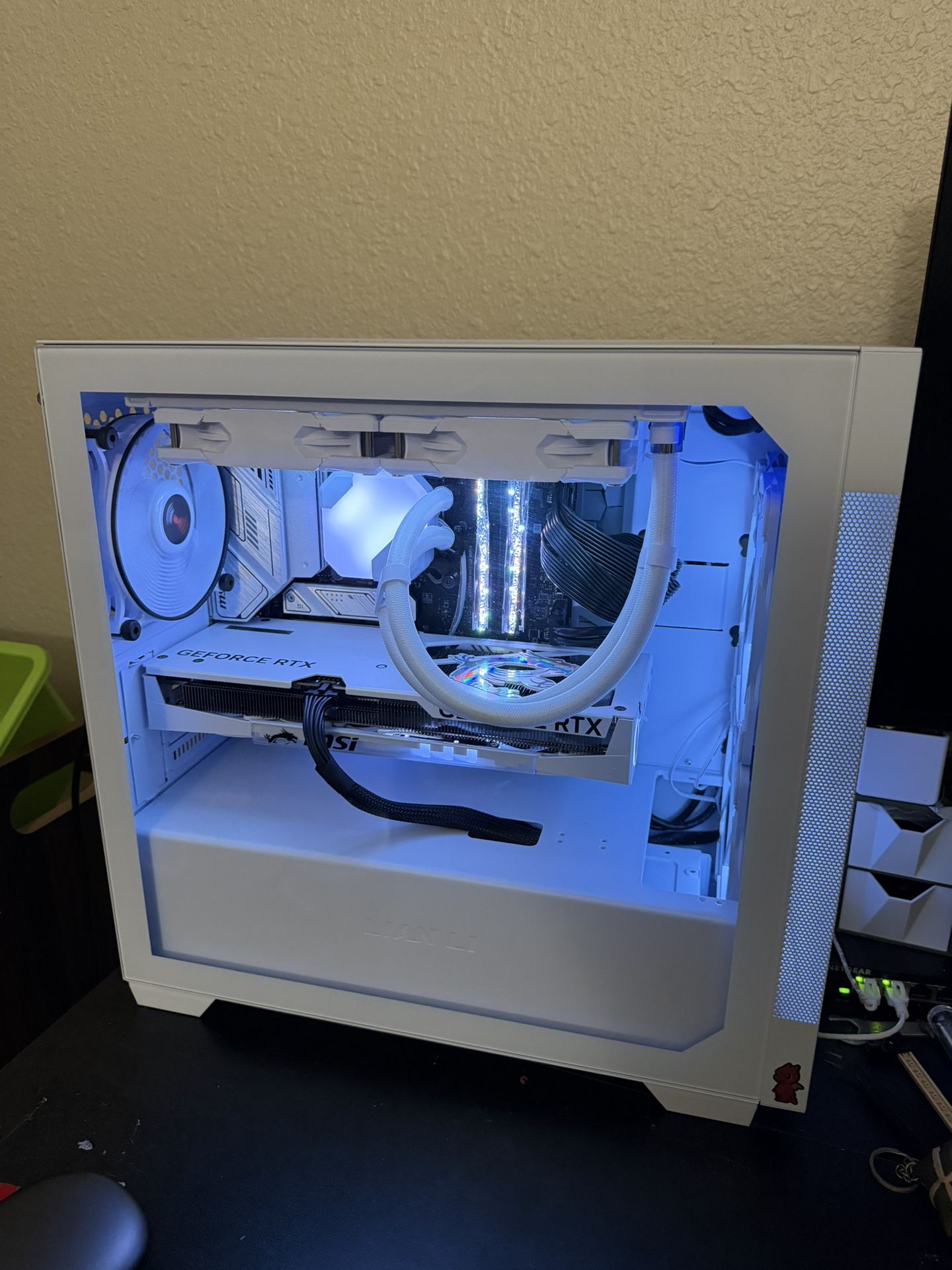 Gaming Setup - i7 12700k - RTX 5060 Ti - 32GB RAM - 34” Wide Screen Monitor