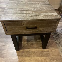 Ashley Furniture Rustic End Table w/ Drawer – Farmhouse Style