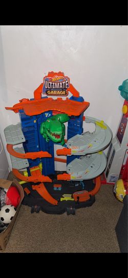Ultimate Garage Hotwheels