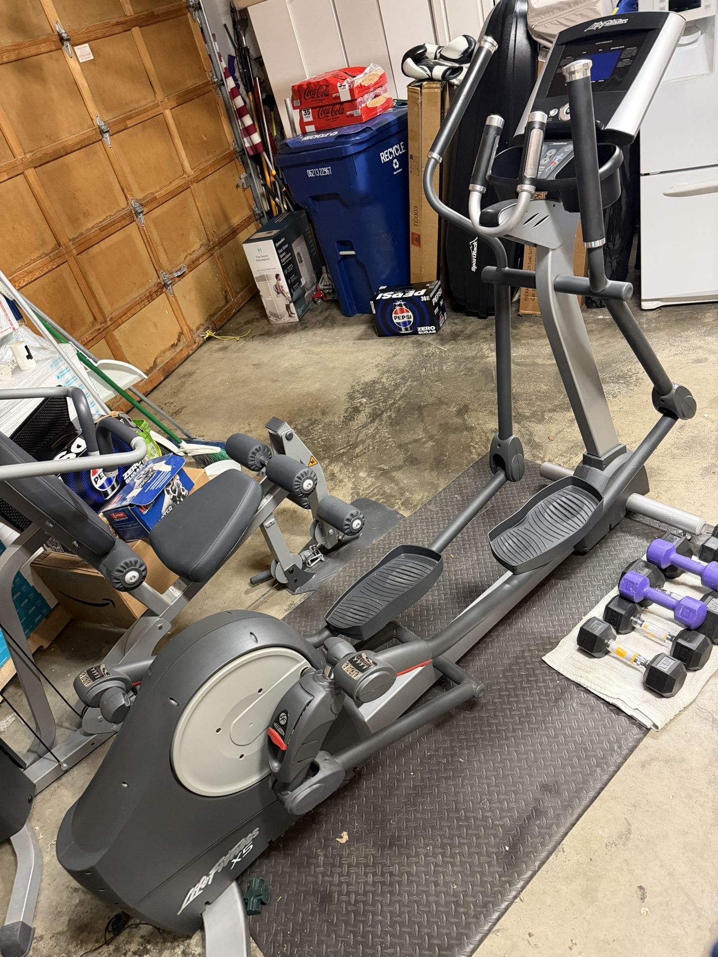 Life fitness Elliptical X5