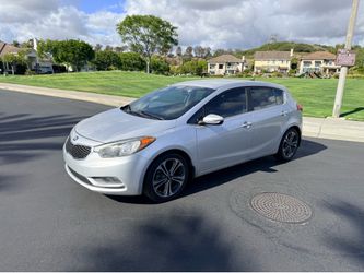 2016 KIA Forte 5-Door