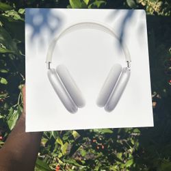 Apple AirPods Max - Silver (Brand New)