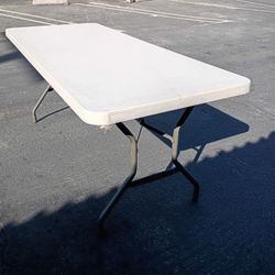 Folding Table