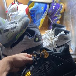 Jordan 1 Jordan 4 Kobe Nike Shoes Different Sizes
