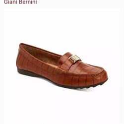 Giani Bernini Dailyn Women's memory foam loafers flat cognac brown 6