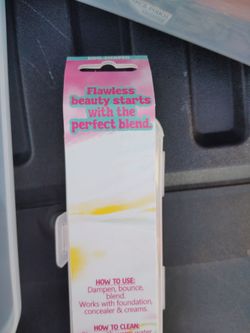 Beauty make-up blender