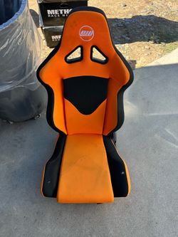 Sim racing seat