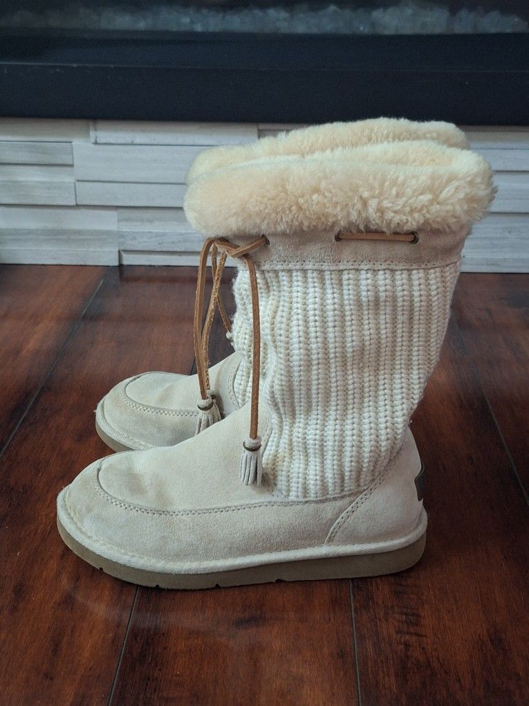 Ugg Shoes, Ugg Suburb Crochet Trail Tall Knit Boots Size 5 CreamUgg Shoes