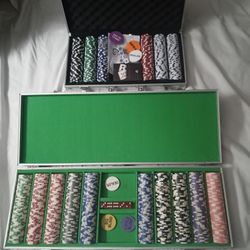 $160 Poker Chip Sets In Case 2 Sets