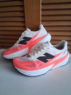 New Balance FuelCell Rebel v5 Running Shoe * Size: Men's 9, Women's 10.5