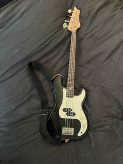 Clean bass guitar $50