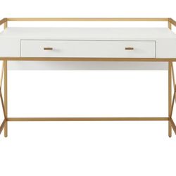 White/Gold Desk Everly Quinn