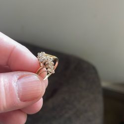 14 k gold Vintage Waterfall Size 8