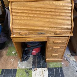 Winners Onlying Roll up Desk