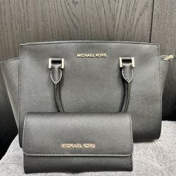Michael Kors Purse And Wallet 