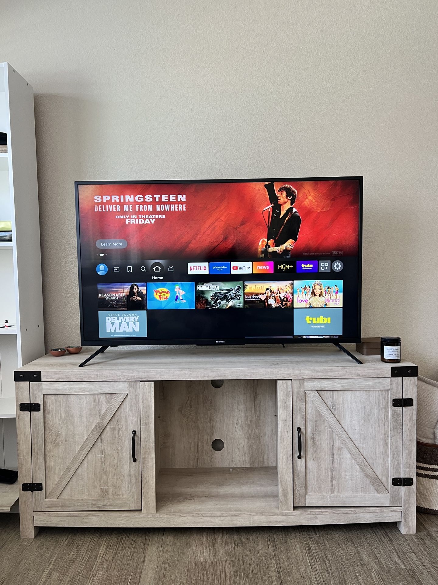 TV Stand 🤎
