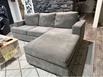 Sectional couch $150