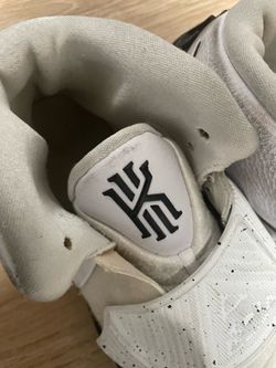Kylie 4 Oreos basketball shoes