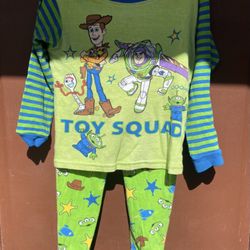 Toy Story Pajamas 4T Woody & Buzz Lightyear and friends