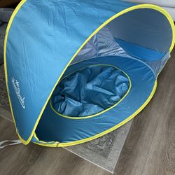 Monobeach Baby Beach Tent Pop Up Portable Shade Pool LIKE NEW USED ONCE