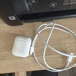Apple AirPods Gen 1