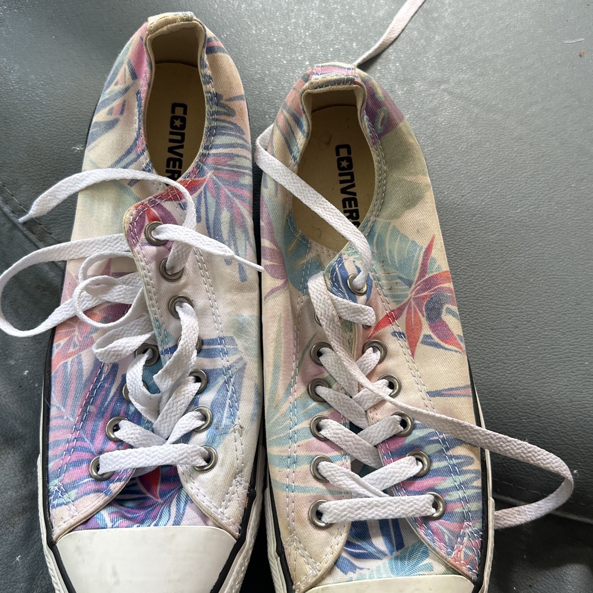 Converse 9