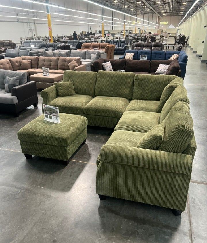 Beautiful! 4-pc Sectional Sofa With Ottoman Sage Green Corduroy Fabric New