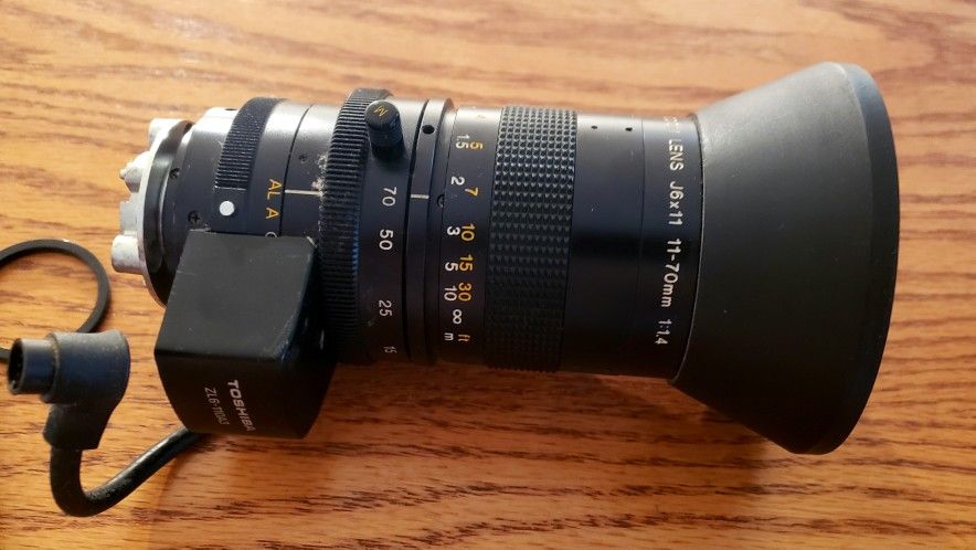 Canon TV Zoom Lens J6 11 11-70Mm 1:1.4 / Toshiba ZL6-110A3 CAMERA LENS