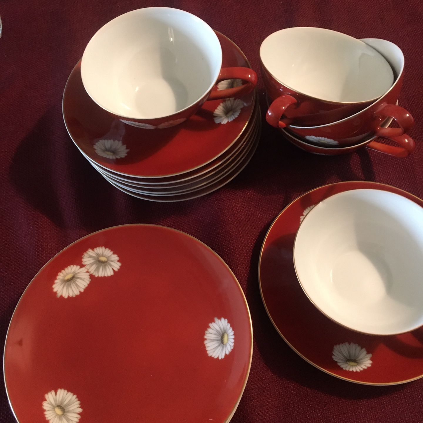 Noritake 4 dessert plates and four cups and seven saucers