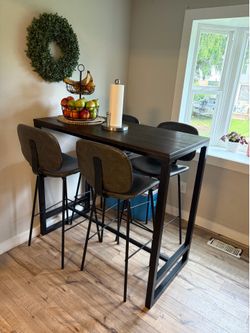 Dinning Table and Barstools
