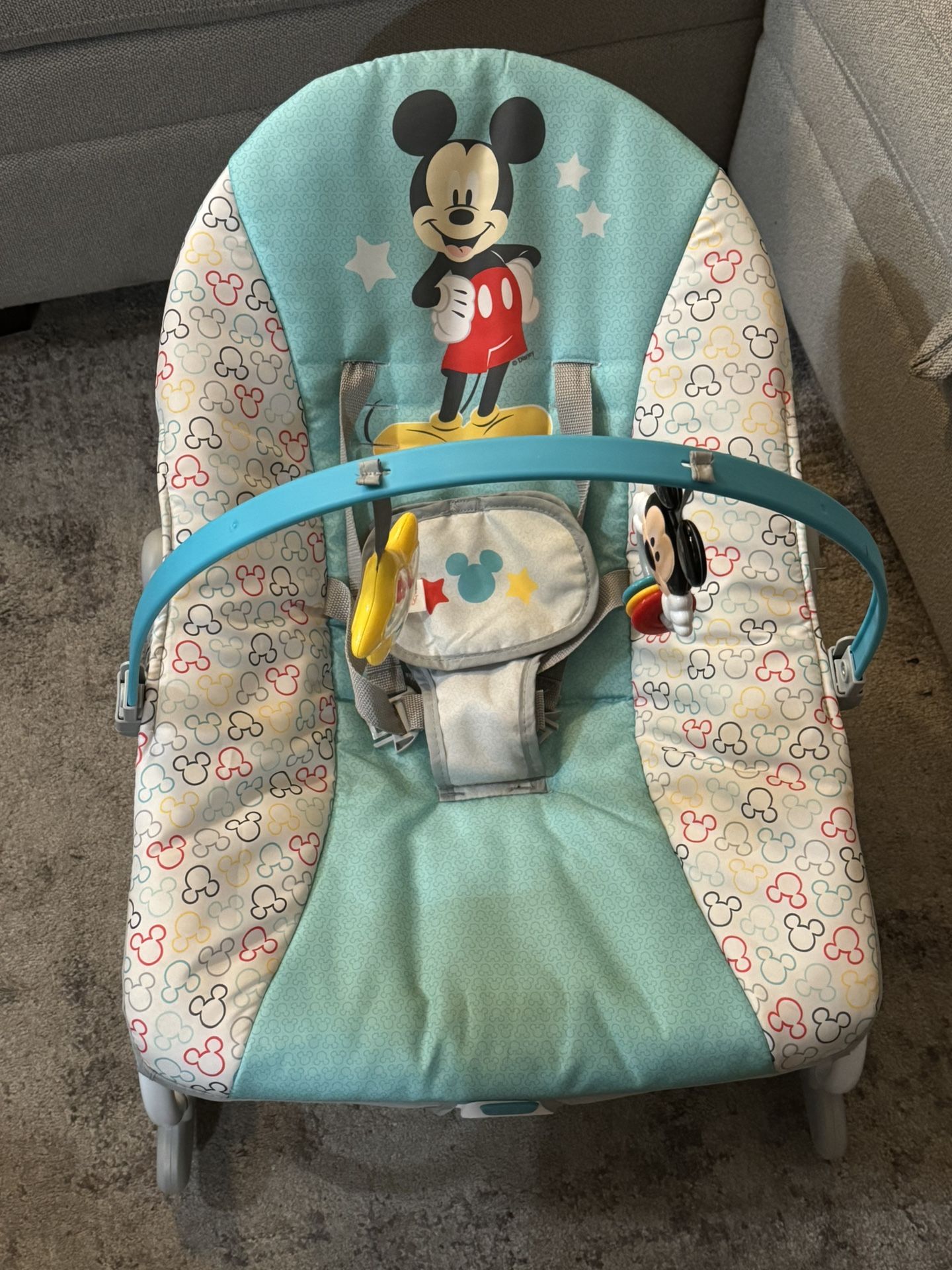 Disney Mickey Mouse Baby 2 In 1 Vibrating Bouncer Rocker Chair