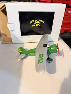 Vintage 1992 John Deere JD92 Limited Edition Die-Cast Airplane Coin Bank