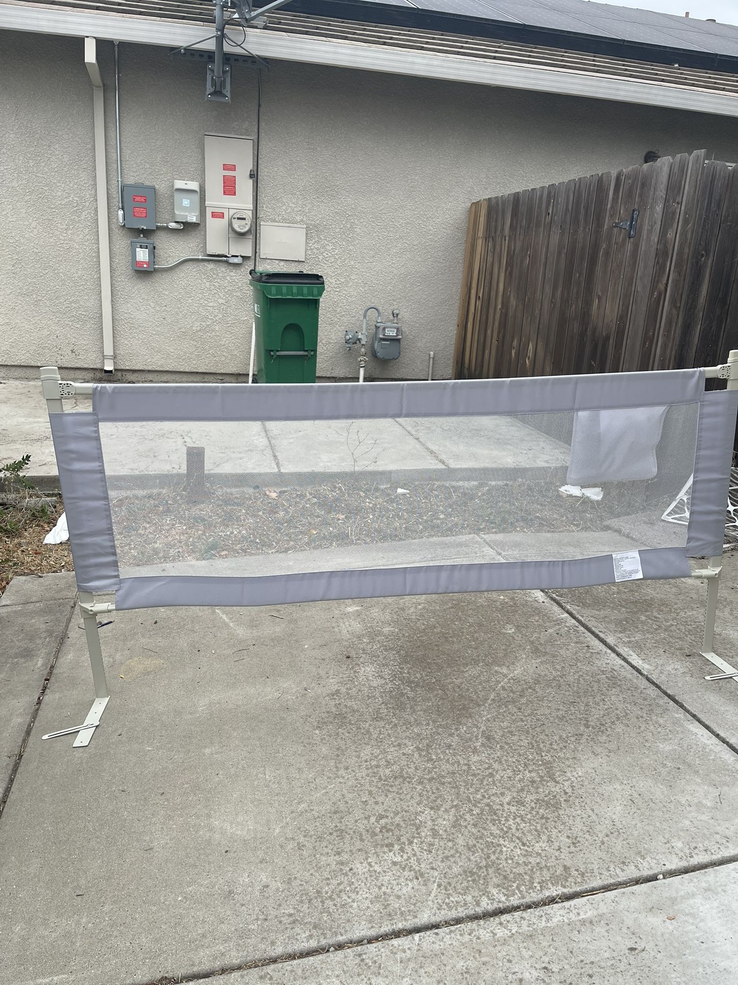 Child Safety Fence - Adjustable, Durable, with Mesh Barrier - Perfect for Indoor or Outdoor Use