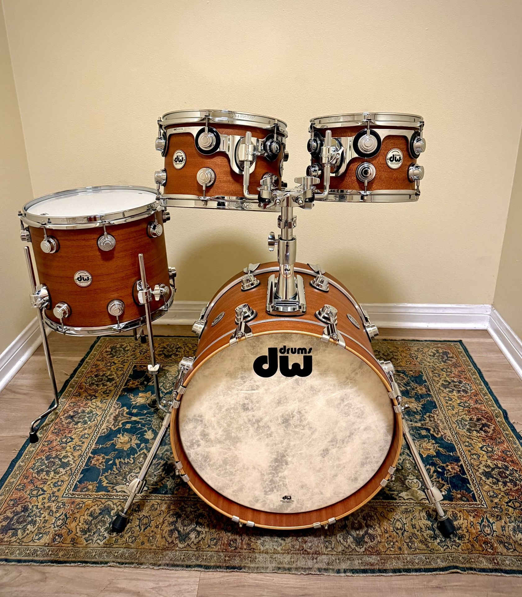 Custom DW Collector's Series EXOTIC CHERRY SPRUCE BOP Drum Set 10”, 12”, 14”, 18” Mahogany Finish w/cases MINT )()) Amazing deal on an IMMACULATE